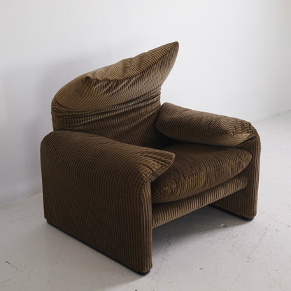 Vico Magistretti “Maralunga” Chair