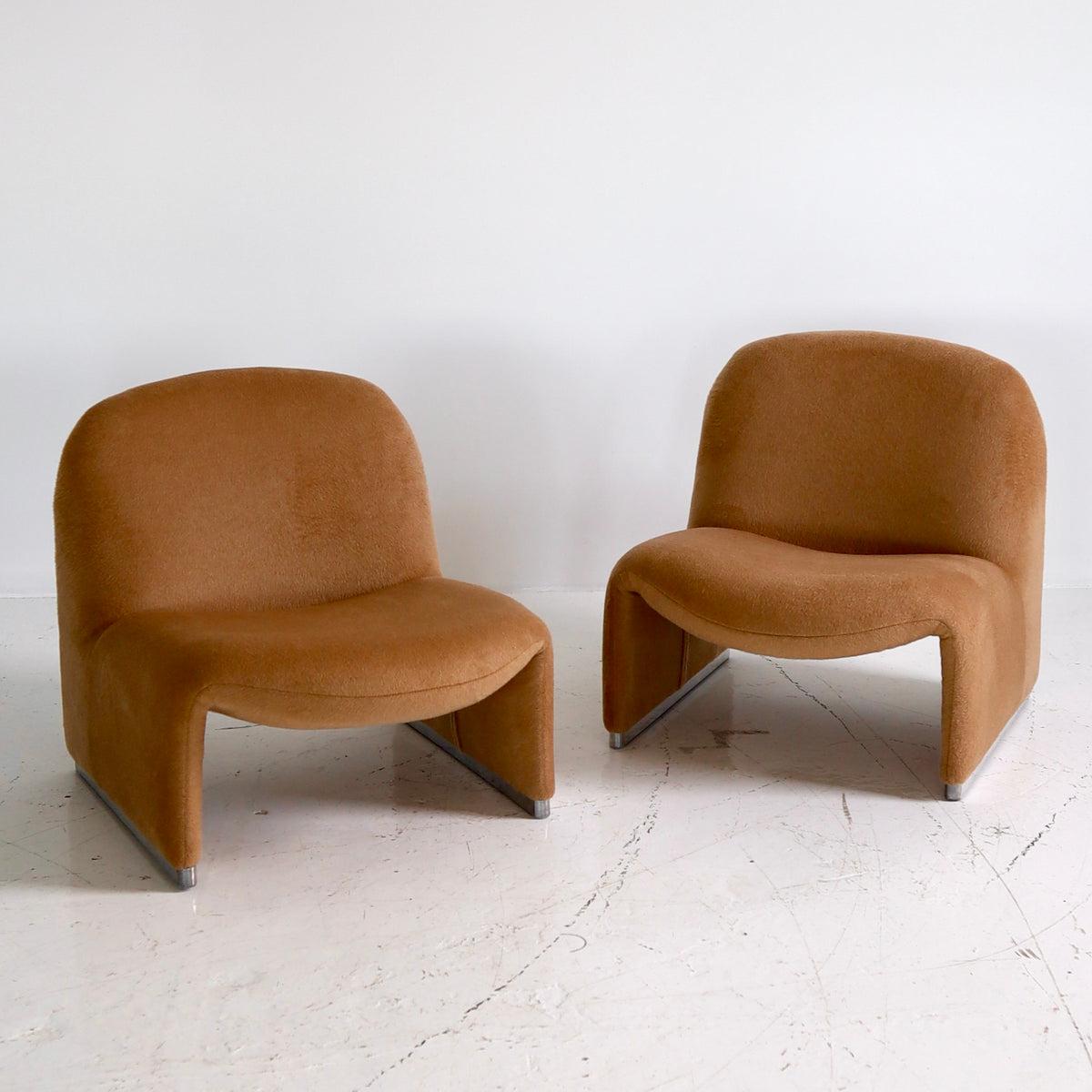 Giancarlo Piretti “Alky” Chairs, a pair