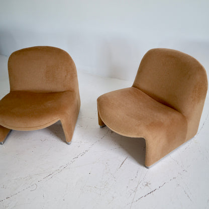 Giancarlo Piretti “Alky” Chairs, a pair