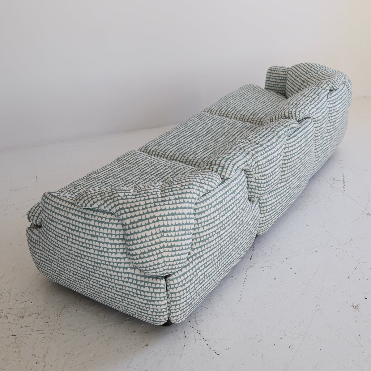 Alberto Rosselli “Confidential” Sofa