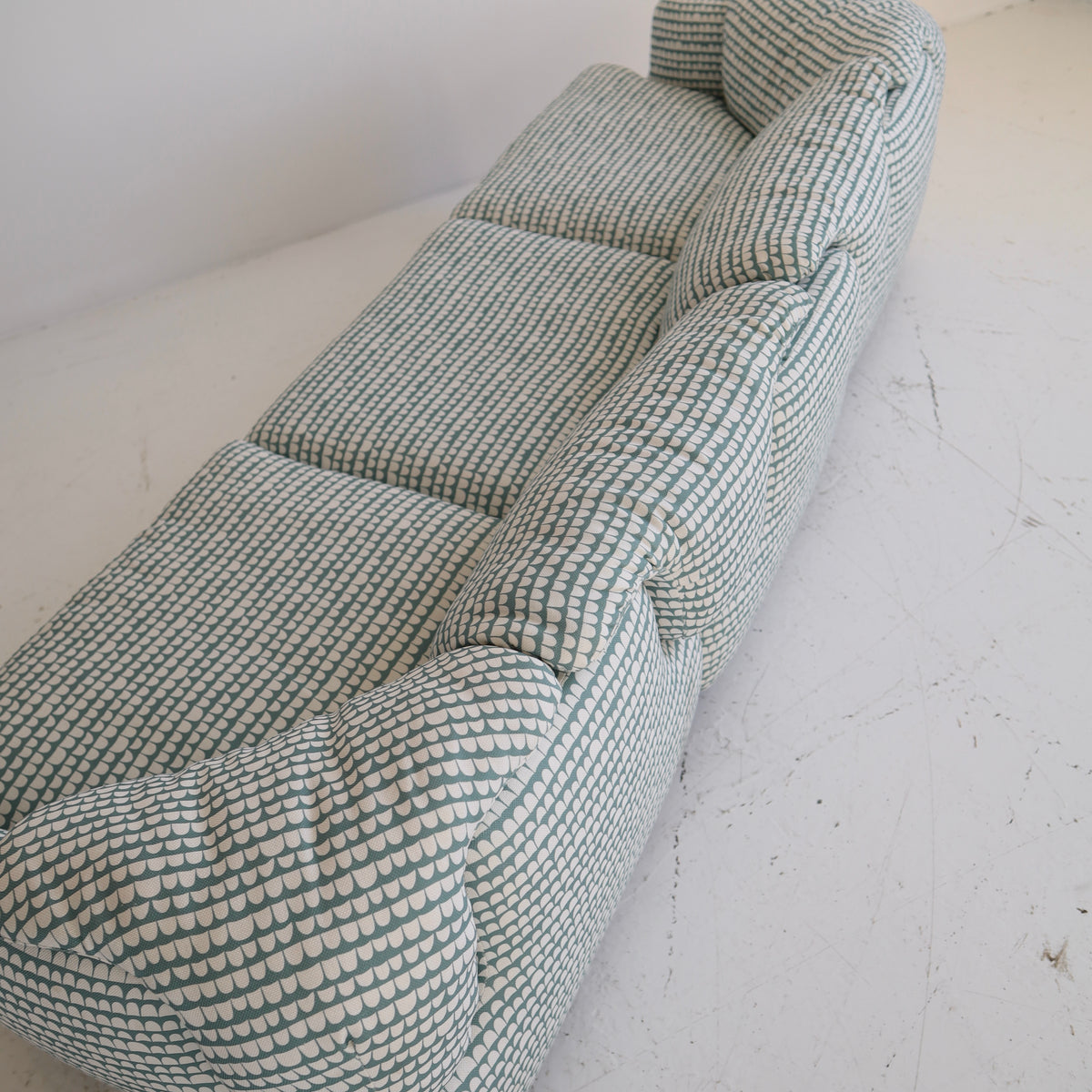 Alberto Rosselli “Confidential” Sofa