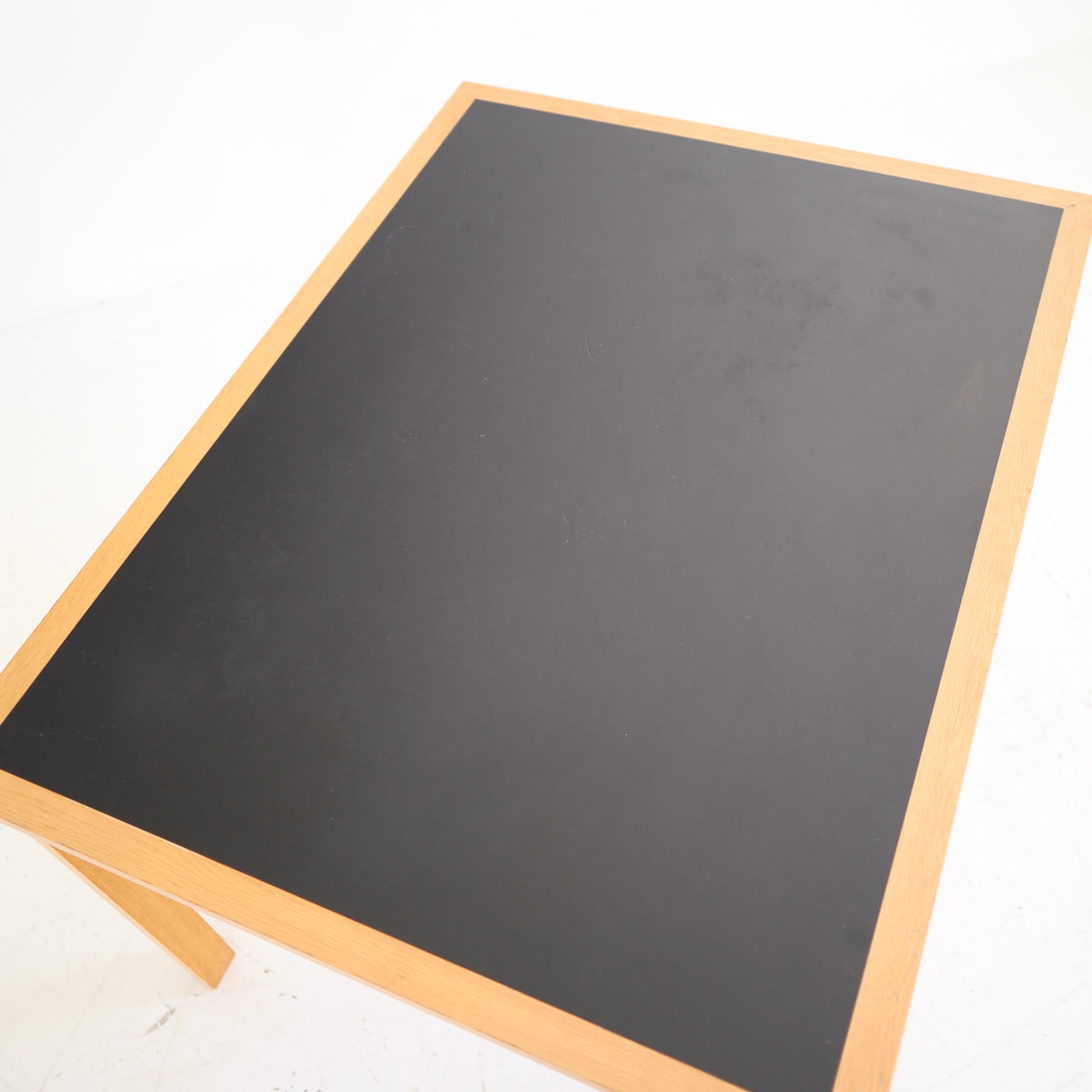 Magnus Oleson Dining Table